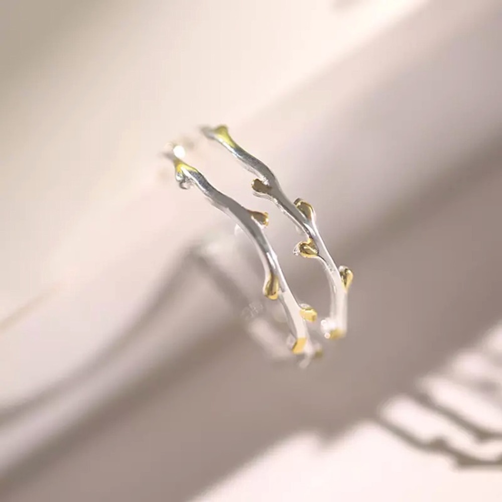 “Just Di-vine” Minimalist Plant Twig Silver Ring